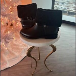 Salvatore Ferragamo Booties Like New